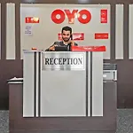 Oyo 10525 Varcity Abra Madiwala