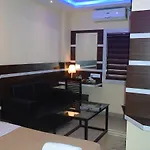 Hotel Royal Residency