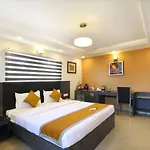 Fabhotel Icon Residency