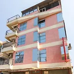Oyo 10478 Raj Residency