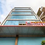 Capital O 65241 I Cloud Suites
