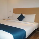 Omatra Alchemy Suites