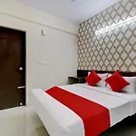 Oyo Flagship Varcity Pearl Near Nexus Mall Koramangala