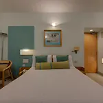 Tristar Serviced Apartments
