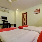 Oyo Flagship 15564 Felicity Inn