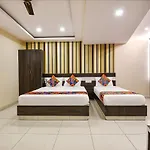 Fabhotel Rotano Suites - Yelahanka