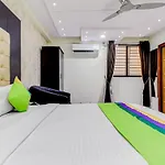 Treebo Trend Emora Hotel And Suites Domlur