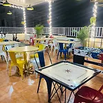 Arcade Inn Studio Rooms