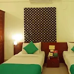Sunray Hotel