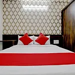 Oyo Flagship Varcity Pearl Near Nexus Mall Koramangala