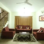 Zo Rooms Domlur Flyover