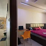 C Suites - Richfield