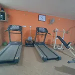 Amazistay Offers Luxury Room With Private Bathroom, Balcony & 55 Inch Tv & Shared Jacuzzi Paid Access, Book Lover, Near Ramaiah College Hospital