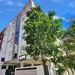 Super Oyo Collection O The Grand Budget Hotel