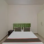 Collection O Sunshine Studio Rooms