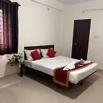 Hotel Prakrathi Residency
