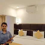 Ss Lumina Guest House