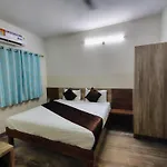 Hotel Sky Inns