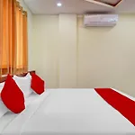 Super Hotel O Silver House Near Mantri Square Mall