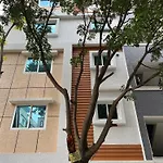 Ssn Home Stays In Bangalore Near Play Arena