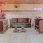 Hotel O Royal Grand Residency Near Lalbagh Botanical Garden
