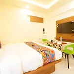 Octave Happy Homes Stays And Sraddha Vista Apartment