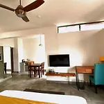 Aura Corporate Suites