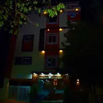 Omicron Comforts 1Bhk 2Bhk Service Apartment