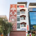 Hotel O Royal Inn