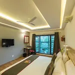 Super Townhouse Mg Road,Bangalore
