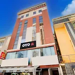 Hotel O Applepie Residency