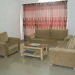 Hotel Corporate Nest
