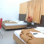 Ug Classic Hotel
