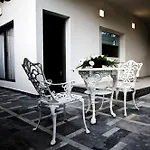 Escape Hotel & Spa