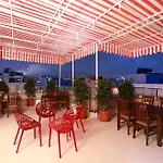 High Sky Hotel