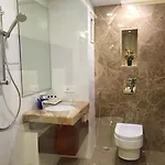 Oyo Premium Mg Road Trinity