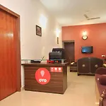 Oyo 10004 Sanjay Nagar