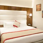 Ss Lumina Hotel