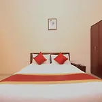 Oyo 10004 Sanjay Nagar