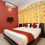 Oyo 10004 Sanjay Nagar