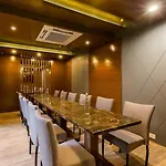 Oyo Townhouse 029 Brigade Road Bangalore