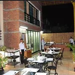 Sterling Suites - Langford Town