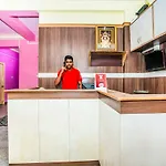 Oyo 17136 Hotel Chinmayee\'S Inn