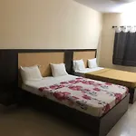 Veekay Lodge