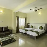 Treebo Trend Daffodil Suites