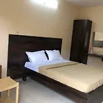Veekay Lodge