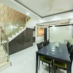 Treebo Shree Krishn Comfort
