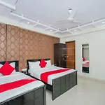 Oyo 16455 Amazing Inn