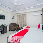Oyo 16455 Amazing Inn