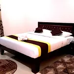 Deluxe Ac Room In 3Bhk Corporate Service Aparment Manyata Tech Park